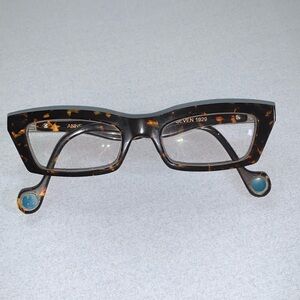 ANNE et VALENTIN FACTORY 7 Frames